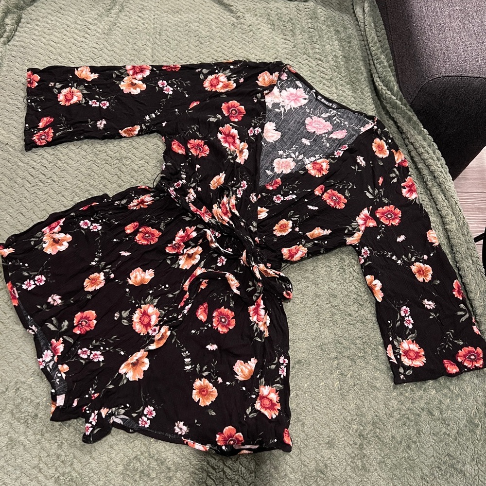 SHEIN romper with tie at waist. Black and pink floral pattern- Medium